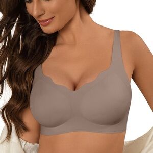 Elegant Seamless Bra in Taupe